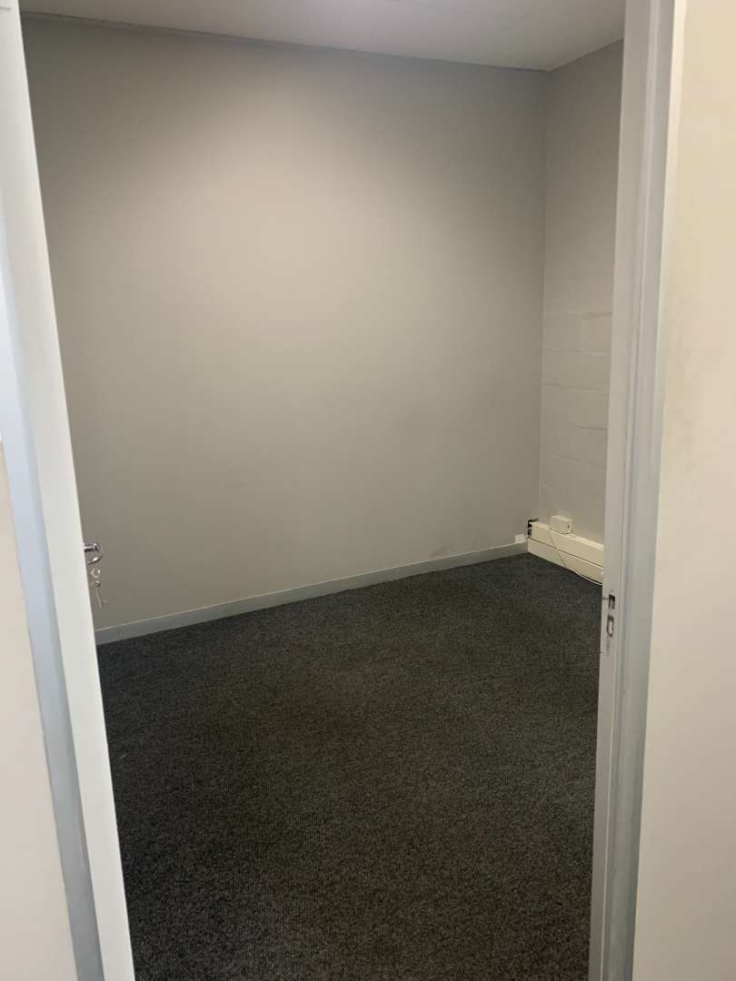 To Let commercial Property for Rent in De Bron Western Cape